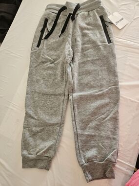 Kids Gray Jogger Sweatpants with Zipper Pockets - Pure Champ 4/5